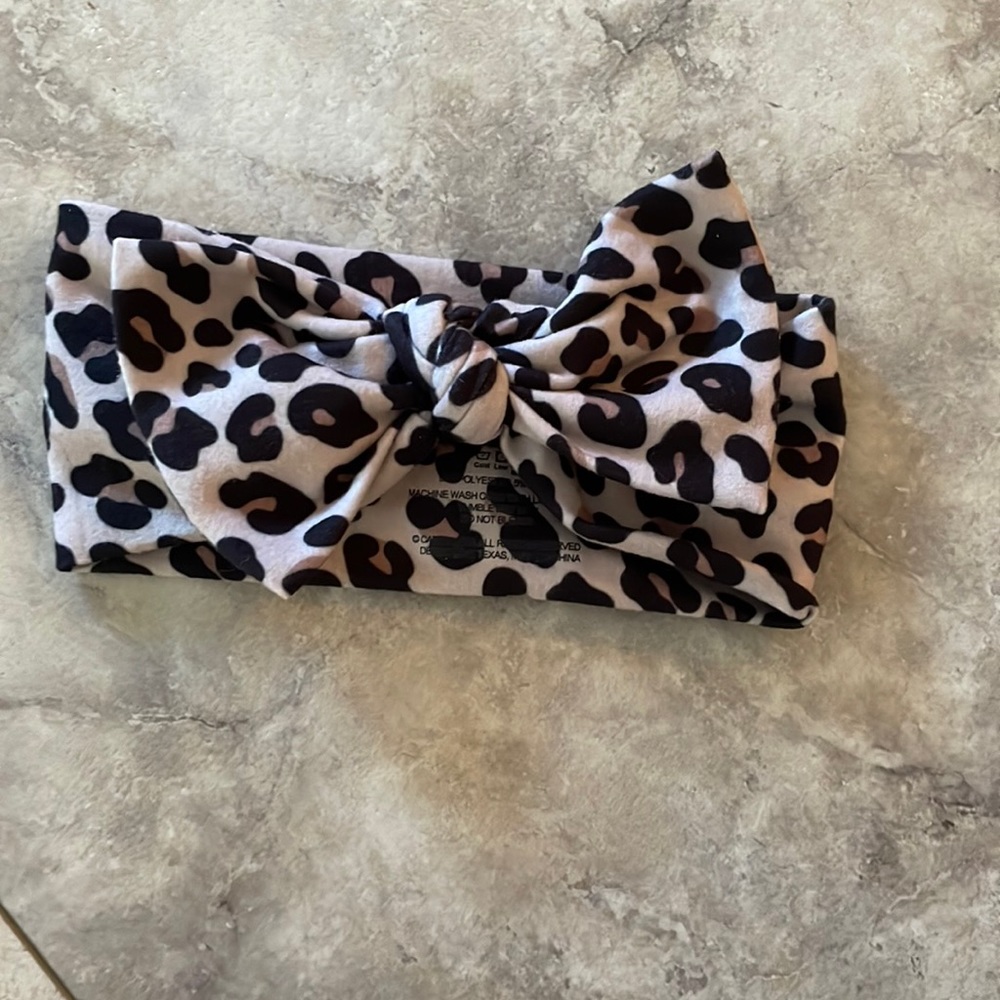 Caden Lane bow